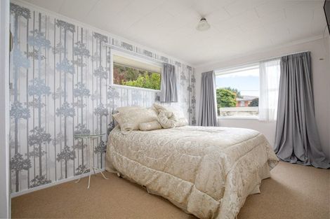 Photo of property in 107 Branxholm Street, Roxburgh, 9500