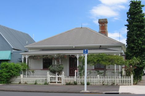 Photo of property in 23 Clarence Street, Devonport, Auckland, 0624