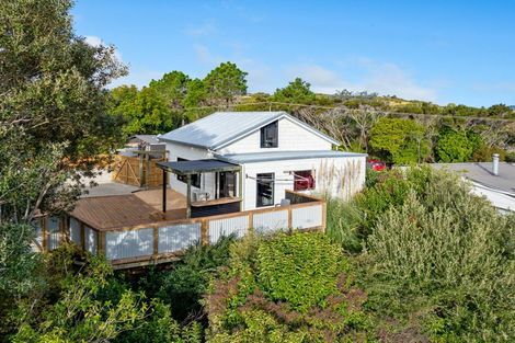Photo of property in 7 Bush Point Road, Cable Bay, 0420