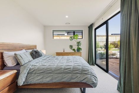 Photo of property in 6 Rill Lane, Jacks Point, 9371