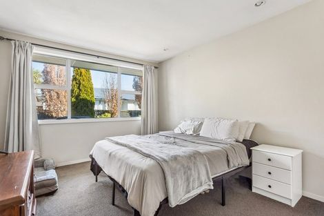 Photo of property in 1/57 Mcfaddens Road, St Albans, Christchurch, 8052