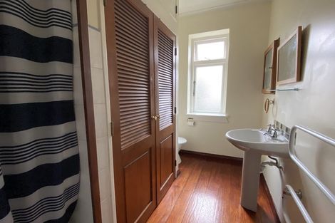 Photo of property in 58 Brougham Street, Mount Victoria, Wellington, 6011