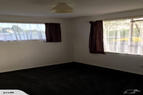 Photo of property in 180 Mangorei Road, Merrilands, New Plymouth, 4312