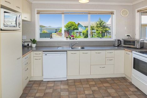 Photo of property in 42 Herrington Street, Foxton, 4814