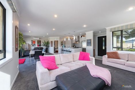 Photo of property in 9 Vernon Grove, Brown Owl, Upper Hutt, 5018