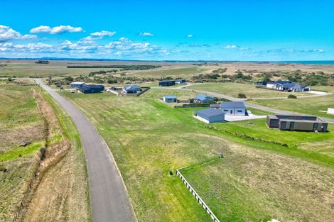 Photo of property in 19 Waipipi Road, Waverley, 4591