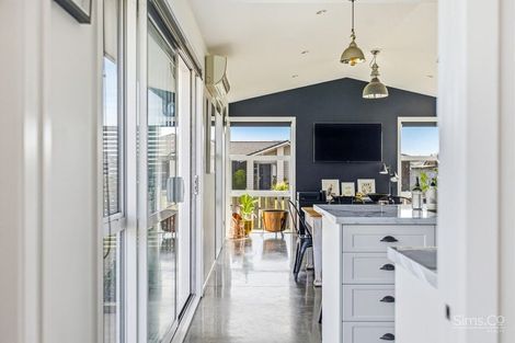 Photo of property in 9 Simon Street, Tawhero, Whanganui, 4501