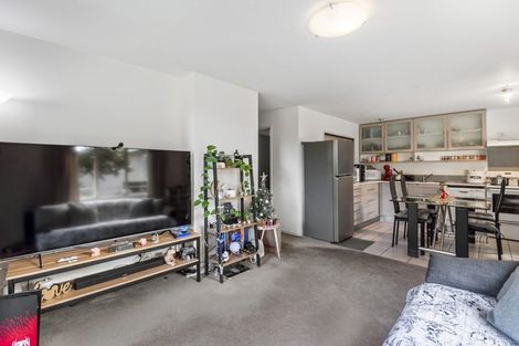 Photo of property in 38 Saddleback Rise, Murrays Bay, Auckland, 0630