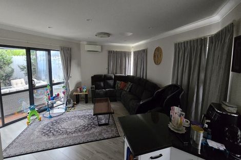 Photo of property in 17 Glencullen Place, Dannemora, Auckland, 2016