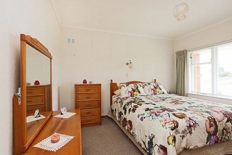 Photo of property in 10 Mill Road, Clive, 4102