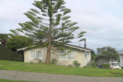 Photo of property in 224 Dowse Drive, Maungaraki, Lower Hutt, 5010