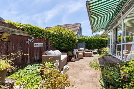 Photo of property in 15 Goldsborough Avenue, Raumati Beach, Paraparaumu, 5032