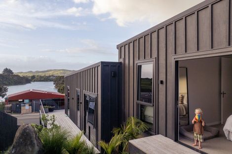 Photo of property in 23 Omahina Street, Raglan, 3225