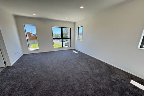 Photo of property in 22c Toru Street, Te Atatu Peninsula, Auckland, 0610