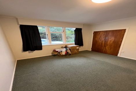 Photo of property in 5 Kiriwai Road, Paremata, Porirua, 5024