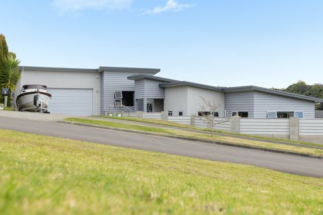 Photo of property in 16 Te Otinga Place, Pyes Pa, Tauranga, 3112