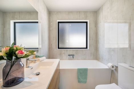 Photo of property in 78 Tir Conaill Avenue, Flat Bush, Auckland, 2019