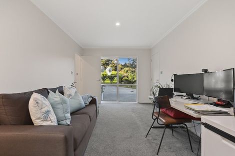 Photo of property in 43a Terry Smyth Drive, Kumeu, 0892