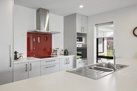 Photo of property in 1 Stratford (pvt) Way, Rangiora, 7400