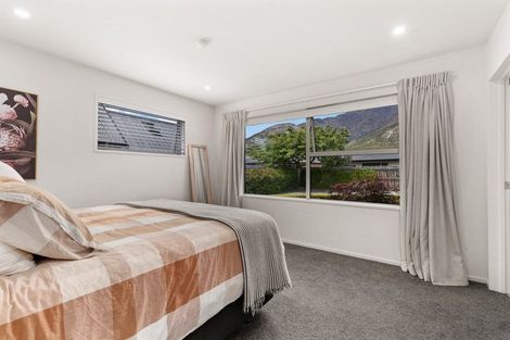 Photo of property in 22 Lochnagar Drive, Lake Hayes, Queenstown, 9304