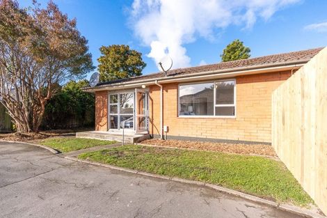 Photo of property in 1/97 Gayhurst Road, Dallington, Christchurch, 8061