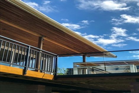 Photo of property in 33 Montclair Rise, Browns Bay, Auckland, 0630