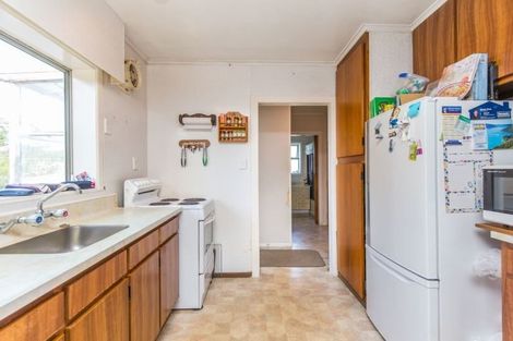 Photo of property in 52 Wedgwood Avenue, Mangere East, Auckland, 2024