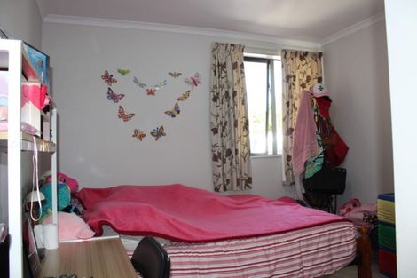 Photo of property in 169f Colwill Road, Massey, Auckland, 0614