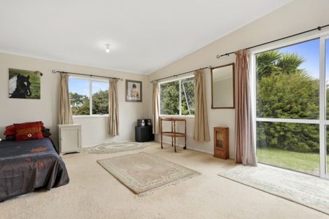 Photo of property in 58 Sheffield Road, Helensville, 0875