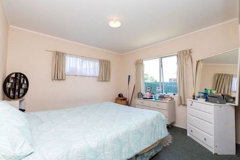 Photo of property in 30b Yeats Crescent, Fairfield, Hamilton, 3214