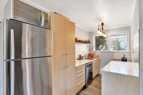 Photo of property in 2/640 Pakuranga Road, Howick, Auckland, 2010