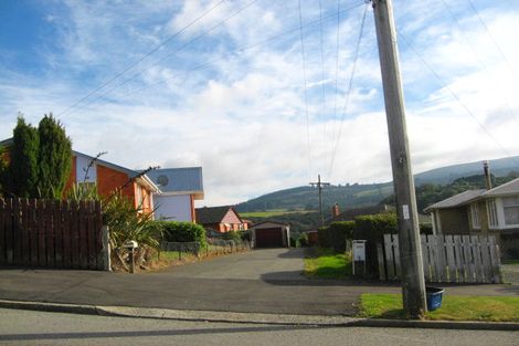 Photo of property in 220 Brockville Road, Brockville, Dunedin, 9011