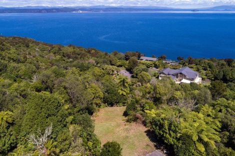 Photo of property in 44 Whakamoenga Point, Acacia Bay, Taupo, 3385