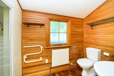 Photo of property in 512a Parewanui Road, Bulls, 4894