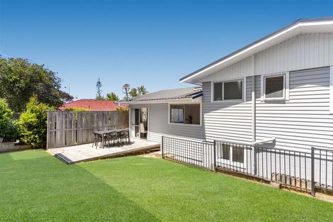 Photo of property in 69 Lynden Avenue, Hillcrest, Auckland, 0627