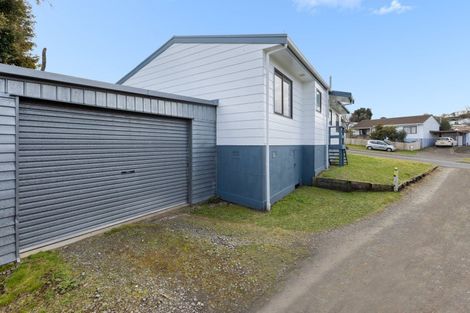 Photo of property in 48a Langstone Street, Welcome Bay, Tauranga, 3112