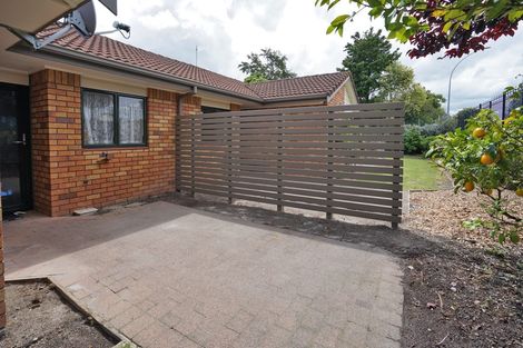 Photo of property in 83 Grosvenor Gardens, Flagstaff, Hamilton, 3210