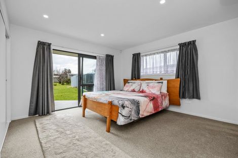 Photo of property in 9 Mylindas Road, Whakatiwai, Miranda, 2473