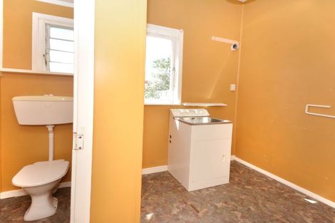 Photo of property in 158 Victoria Road, Saint Clair, Dunedin, 9012