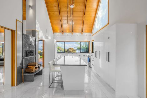 Photo of property in 3 Whakamoenga Point, Acacia Bay, Taupo, 3385