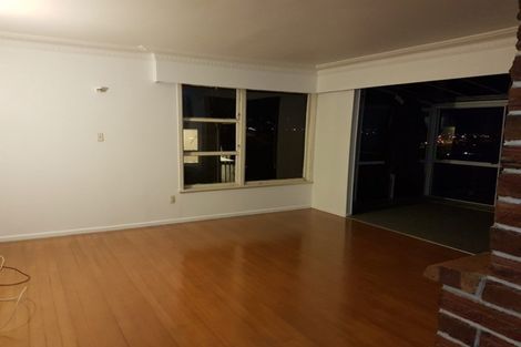 Photo of property in 76 Manuka Road, Glenfield, Auckland, 0629