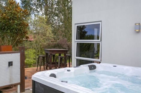 Photo of property in 86 Hindmarsh Drive, Rangatira Park, Taupo, 3330