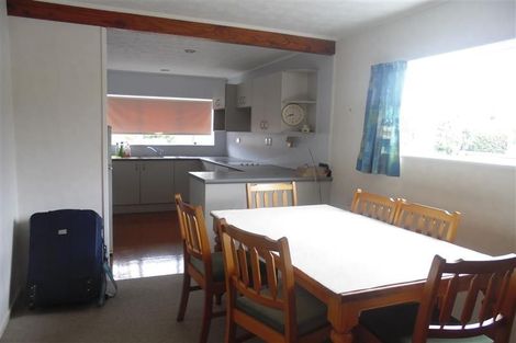 Photo of property in 2/24a Wolsley Avenue, Milford, Auckland, 0620