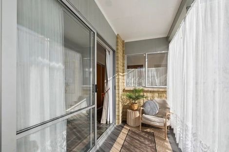 Photo of property in 1 Naumai Place, Spotswood, New Plymouth, 4310