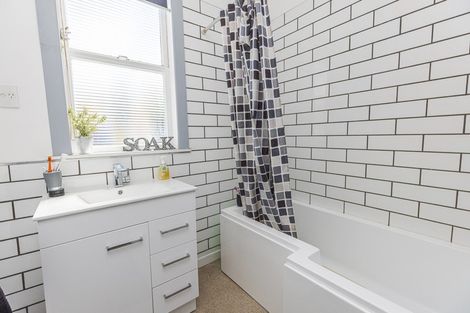 Photo of property in 44 Bignell Street, Gonville, Whanganui, 4501