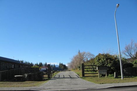 Photo of property in 3/51 Plantation Road, Wanaka, 9305