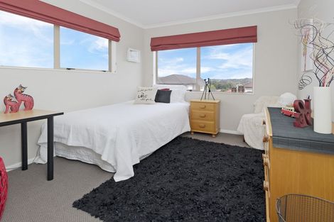 Photo of property in 19 Chateau Rise, Flat Bush, Auckland, 2016