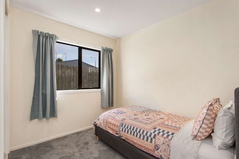 Photo of property in 2/4 Nova Place, Christchurch Central, Christchurch, 8011