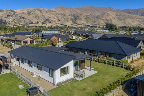 Photo of property in 25 Campbell Road, Wanaka, 9305