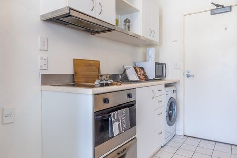 Photo of property in Oakwood Hall Apartments, 5d/81 Wakefield Street, Auckland Central, Auckland, 1010